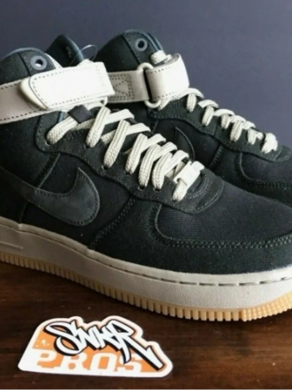 Nike Men's High-Top Sneakers in Dark Gray with Tan Accents